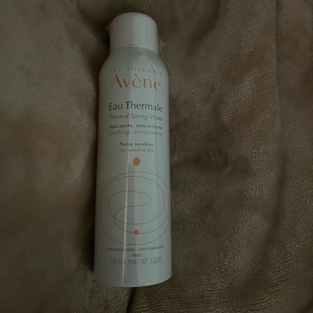 Avène. Thermal Spring Water for face
